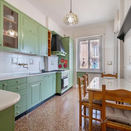 Apartment Casa Fronte Mare Genoa